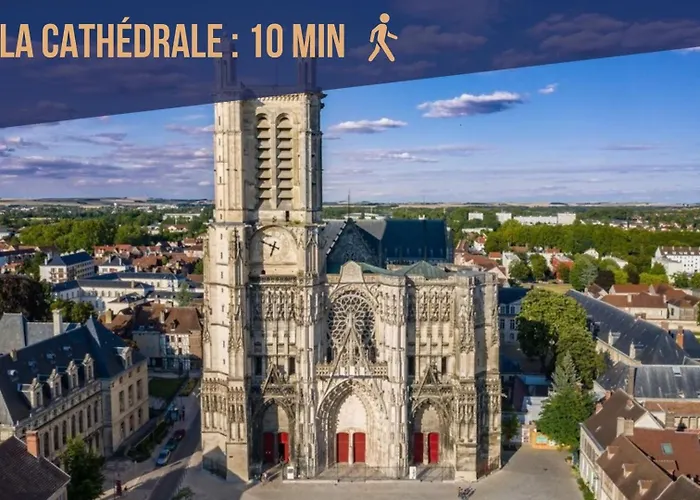 Le Logis De Madeleine - Ideal Couple / Solo - Coeur De La - Proche Gare Apartamento